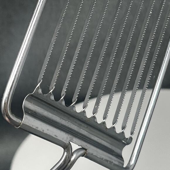 Vintage EKCO USA Tomato Slicer Kitchen Tool Parallel Blades Black Handle - Picture 8 of 12